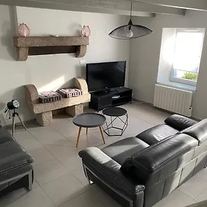 La Petite Maison Saint-Nicolas-du-Pélem